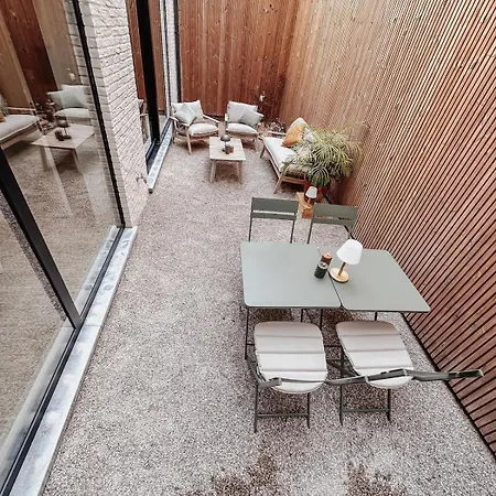Sun, Sea, Then Rest - With Garden And Parking Apartment *