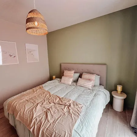 Sun, Sea, Then Rest - With Garden And Parking 블랑켄베르크